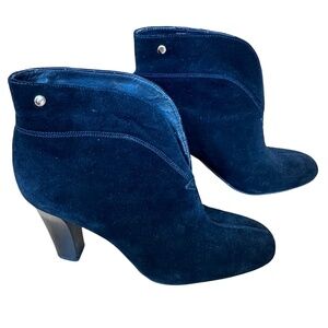 EUC Franco Sarto Limber Booties Ankle Boots Black Suede Heel Size 8.5